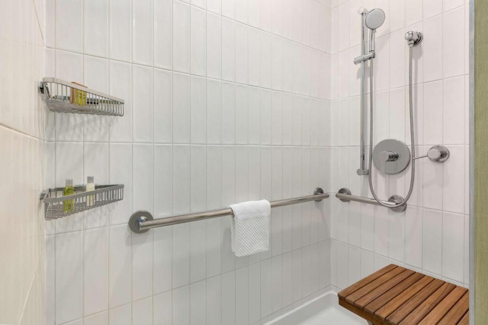 DoubleTree by Hilton Campbell - Pruneyard Plaza Imagen 14