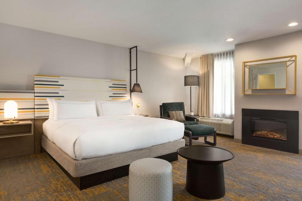 DoubleTree by Hilton Campbell - Pruneyard Plaza Imagen 21
