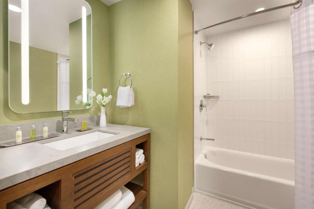 DoubleTree by Hilton Campbell - Pruneyard Plaza Imagen 39